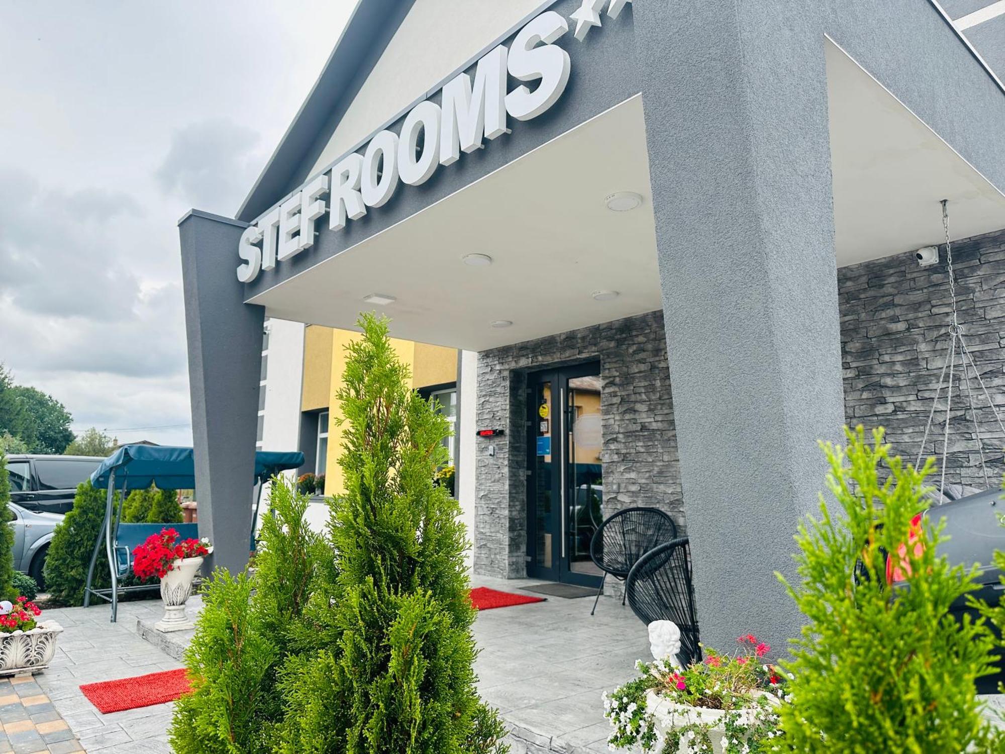 Stef Rooms Tirgu Frumos Exterior photo