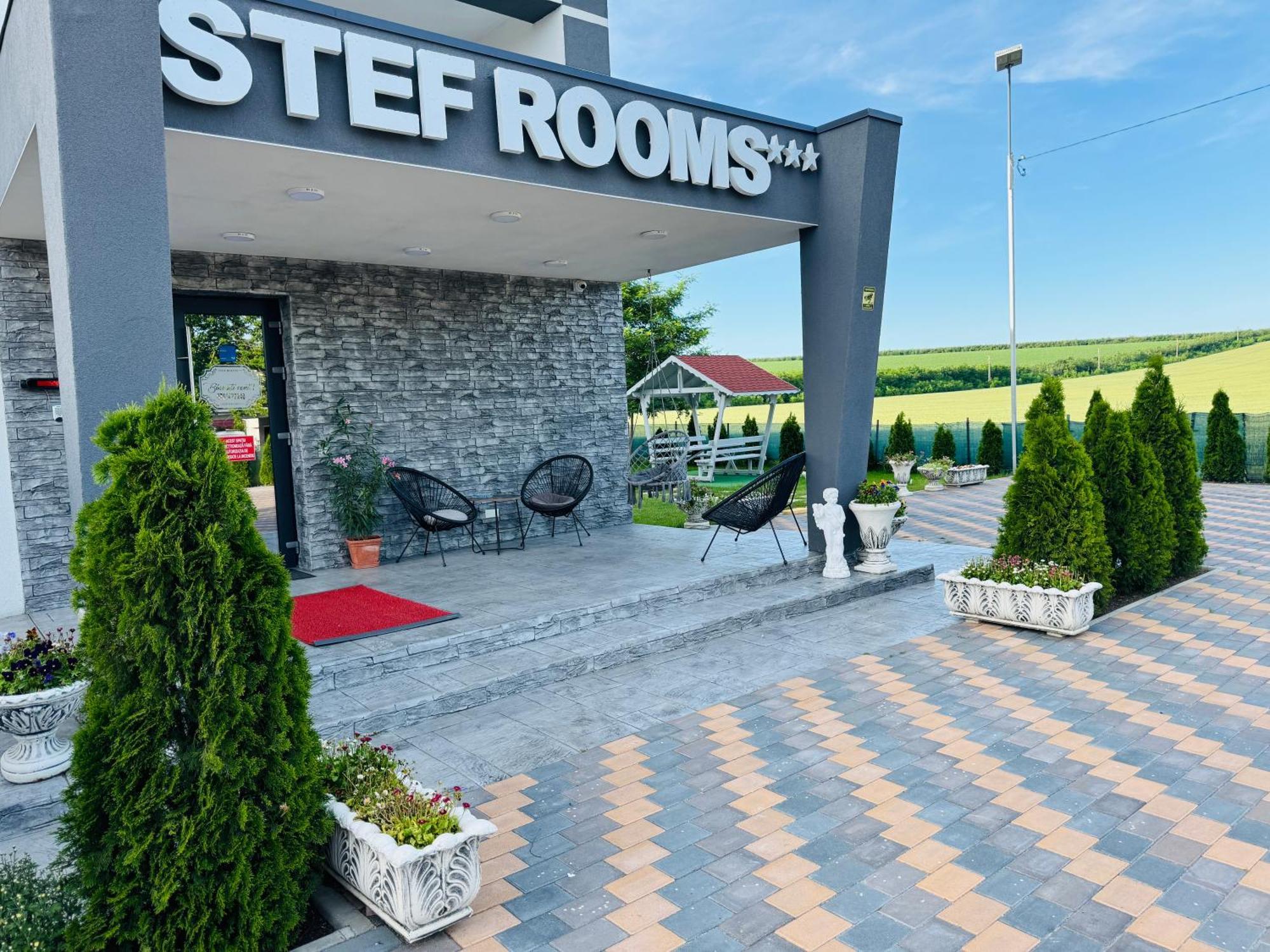 Stef Rooms Tirgu Frumos Exterior photo